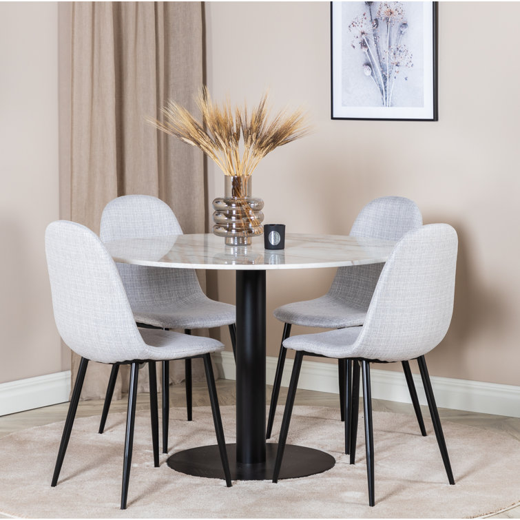 ScanMod Design Esstischgruppe Roth mit 4 Stühlen Wayfair.de